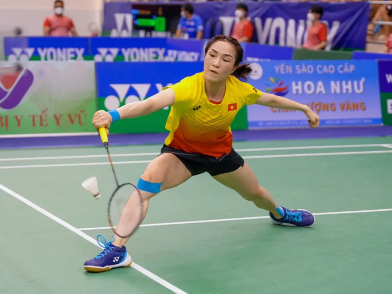 vu-thi-trang-vno-doc-lap-16824725538362131674295